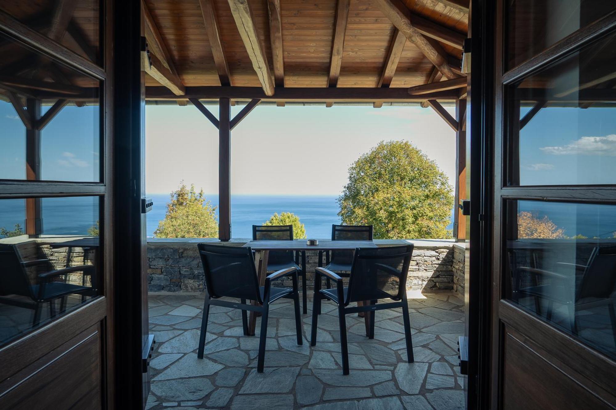 Tilia Resort Mouresi Bagian luar foto